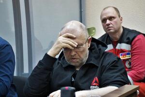 Суд продлил содержание под стражей Павловскому до 16 апреля