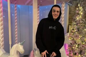 Face о Порошенко: Мне абсолютно без разницы, чей ты сын, чья ты дочь