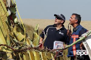 31 июля 2014 года боевики пустили к месту падения самолета экспертов из Австралии и Нидерландов