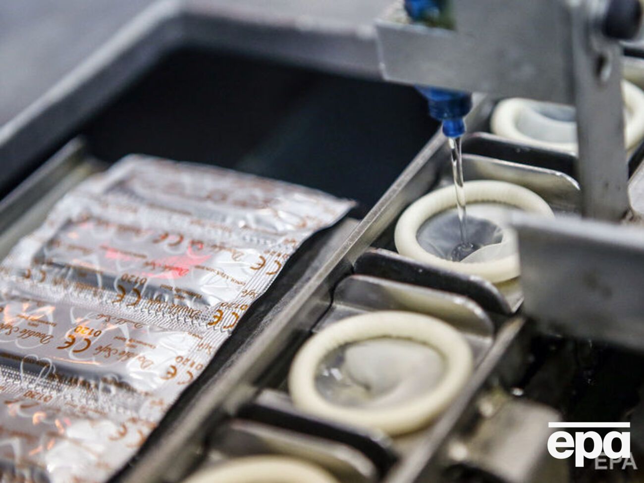 Из-за карантина три фабрики&nbsp;Karex Bhd в Малайзии не работали более недели