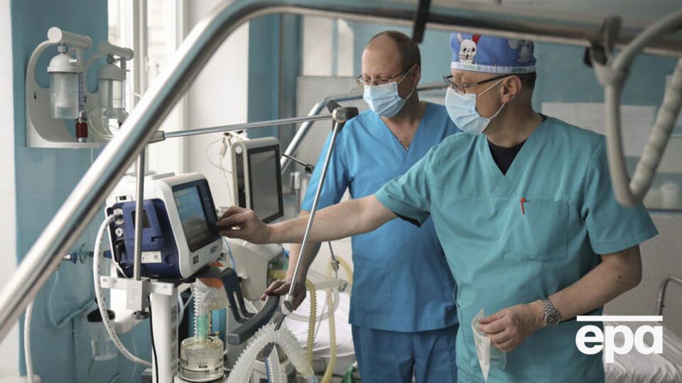 У вибраних 240 лікарнях працює 5855 лікарів