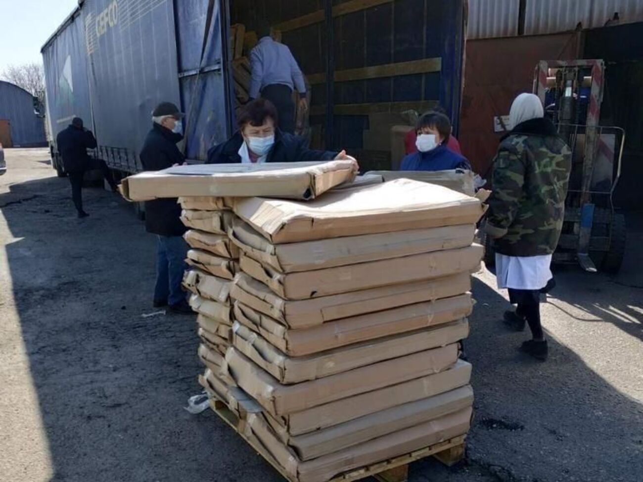 В Житомирскую область доставили 75 многофункциональных кроватей для медицинских целей на сумму более 1,5 млн грн