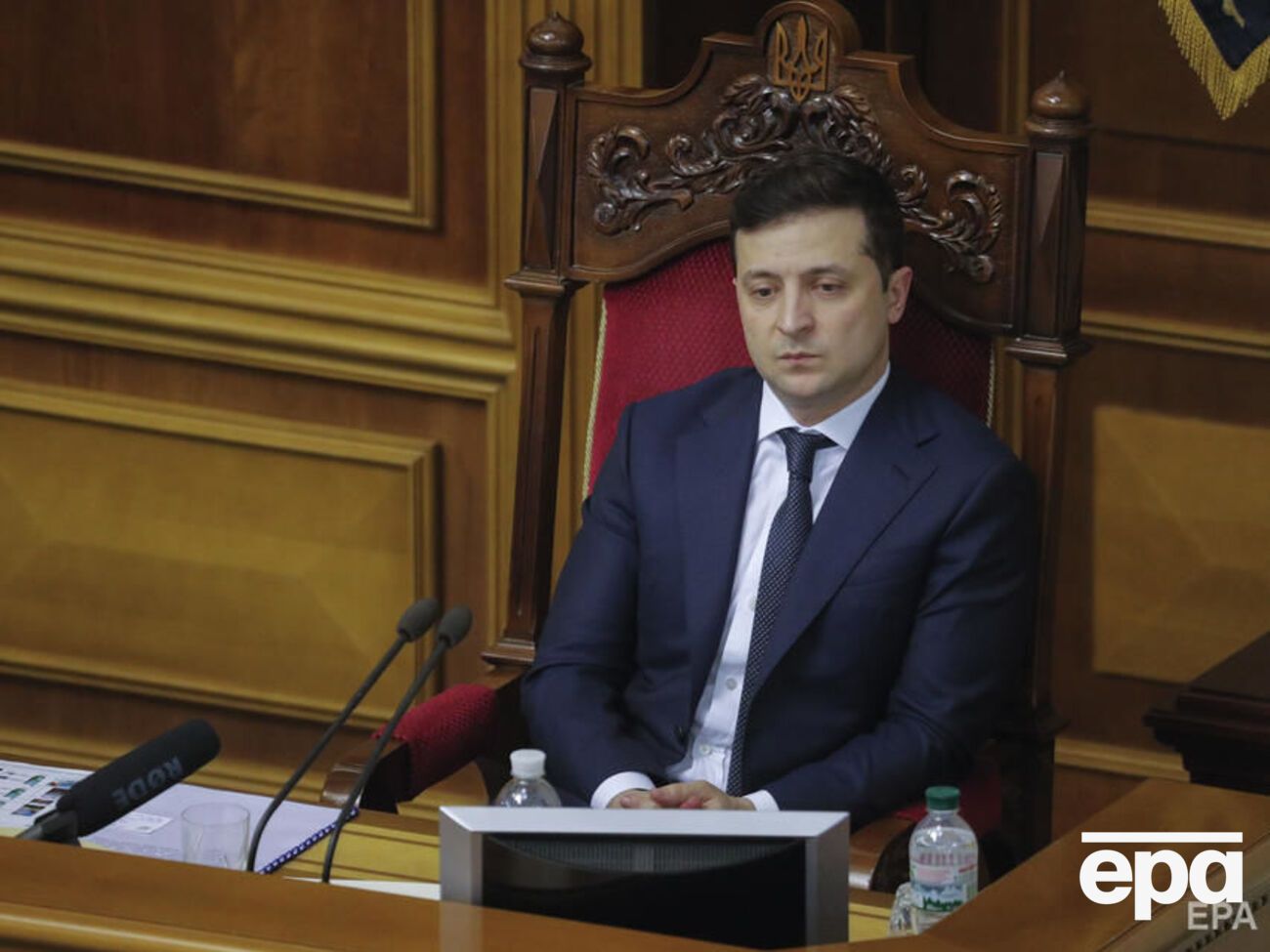 Зеленский выступил с обращением к нардепам