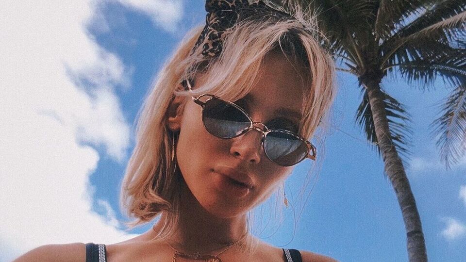 Loboda: Удома можна все!!! Співати, танцювати, креативити, писати пісні, записувати вам ролики і піднімати одне одному настрій