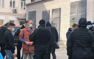 Евакуйовані наполягають на самоізоляції