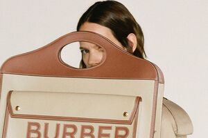 Burberry вместо пальто шьет медицинские халаты
