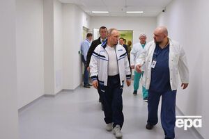 Проценко (праворуч) показав Путіну лікарню