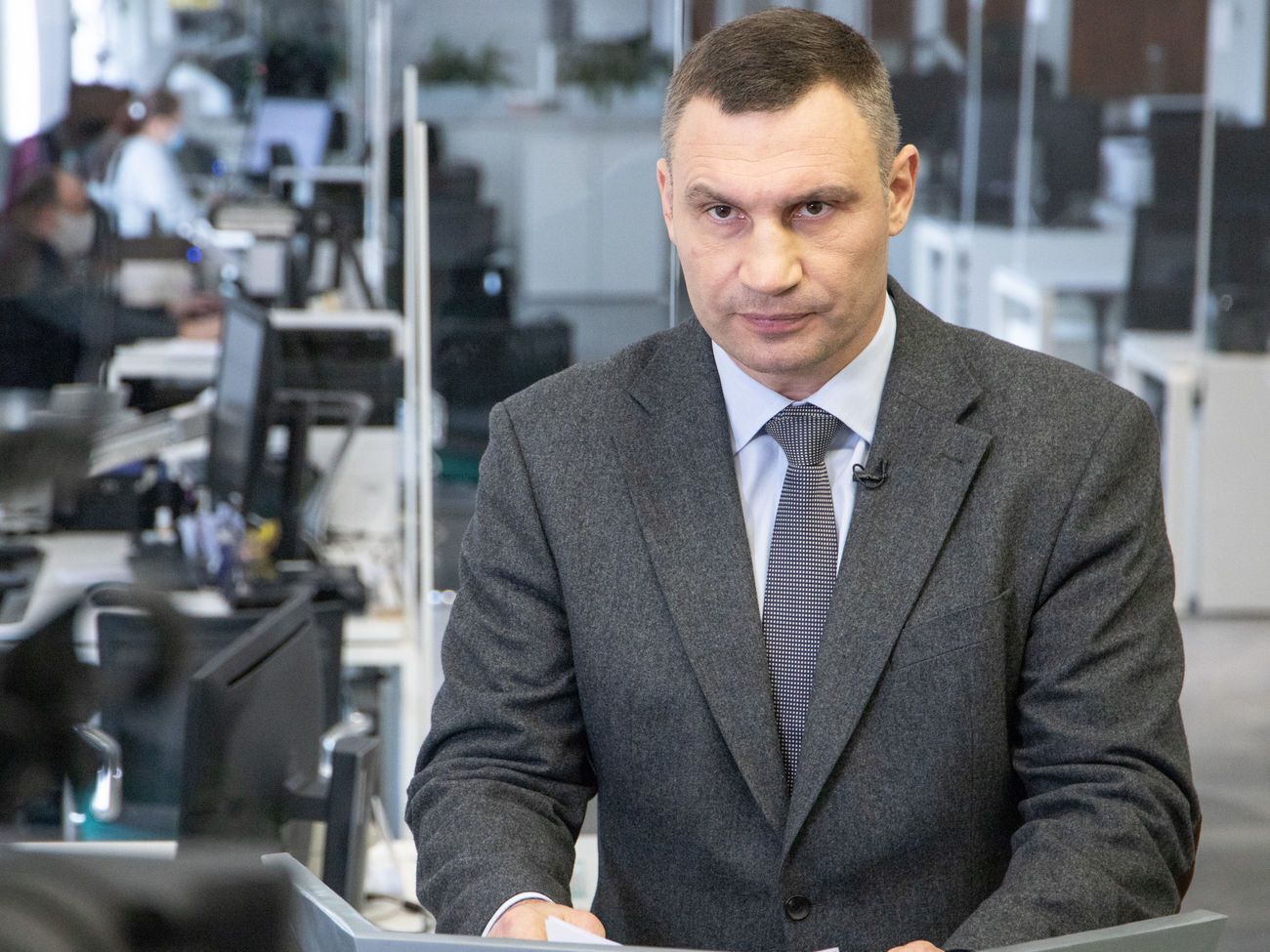 Кличко сообщил, что&nbsp;дополнительные выплаты медики начнут получать в апреле