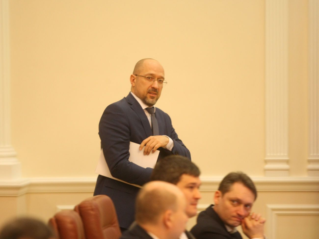 Шмыгаль:&nbsp;Люди должны зарабатывать деньги. Экономику надо запускать