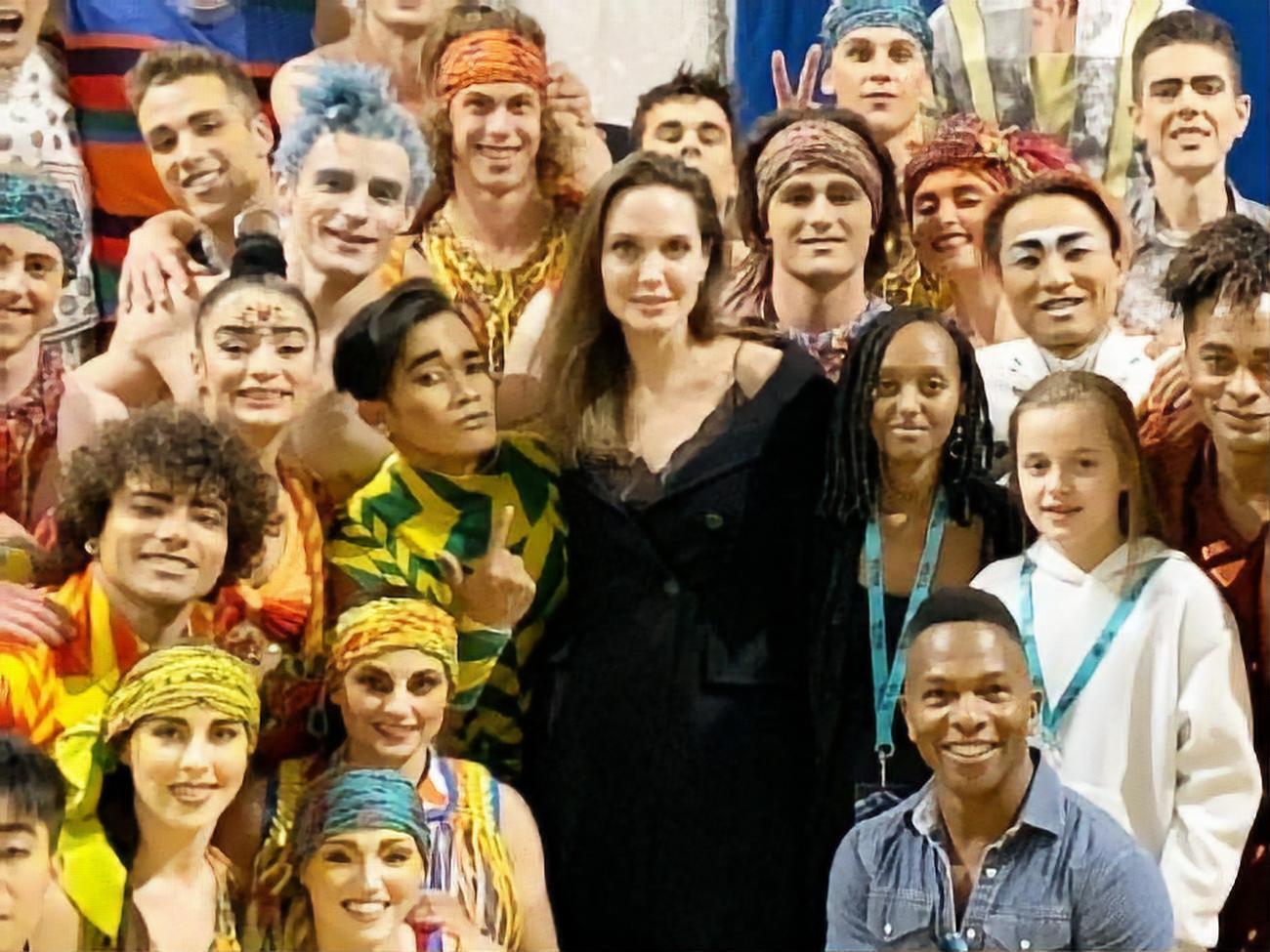 Джолі зводила Захару і Вів'єн у Cirque du Soleil