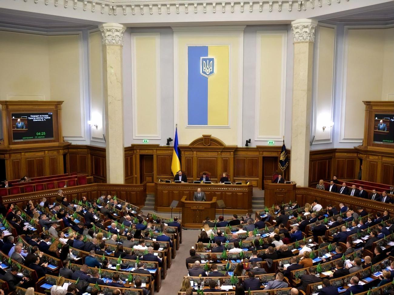 Шмигаль: Є ряд викликів, за рішення яких нам потрібно буде братися негайно