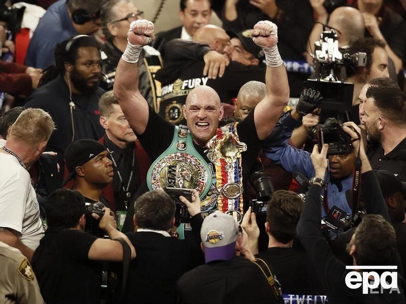 Фьюри в феврале завоевал чемпионский пояс по версии WBC