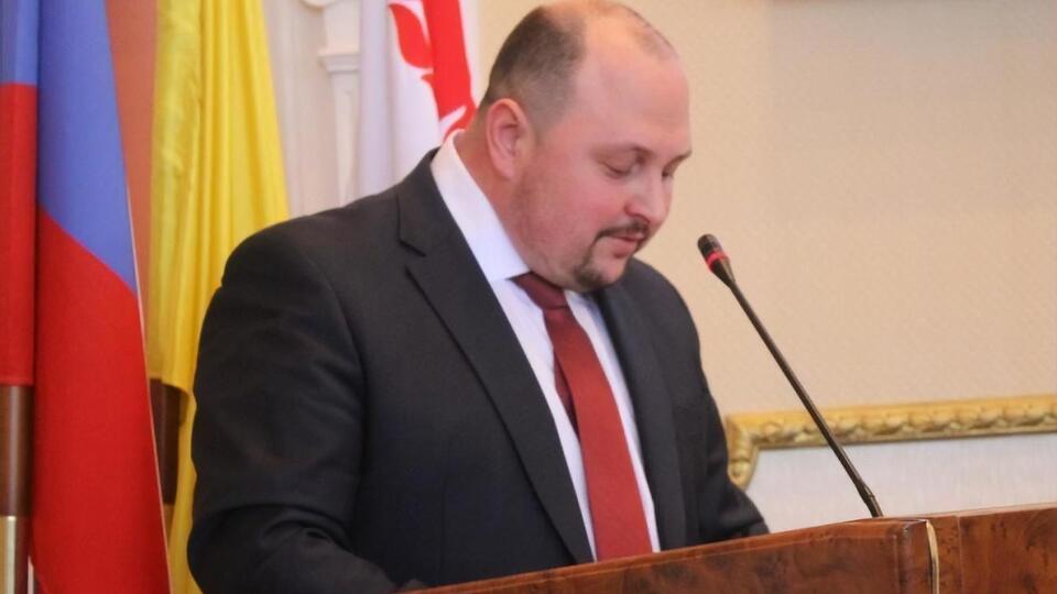 Трапезников виконував обов'язки голови адміністрації міста із 26 вересня 2019 року