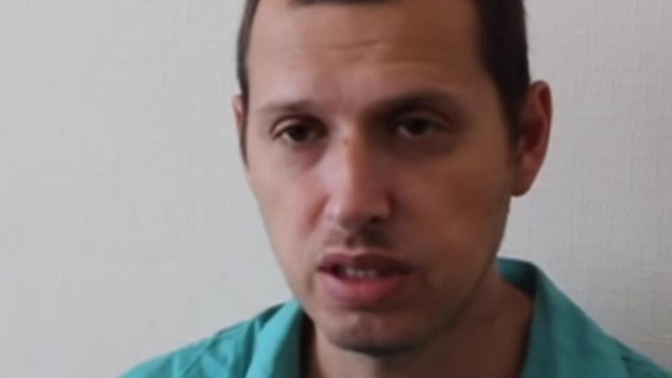 За даними ЗМІ, Євген Бражніков катував і обливав холодною водою ув'язнених у "ДНР"