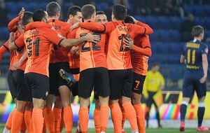 "Шахтер" победил СК "Днепр-1" со счетом 4:1