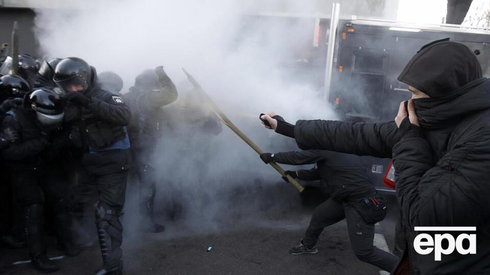 17 декабря под Радой произошли столкновения между полицией и митингующими