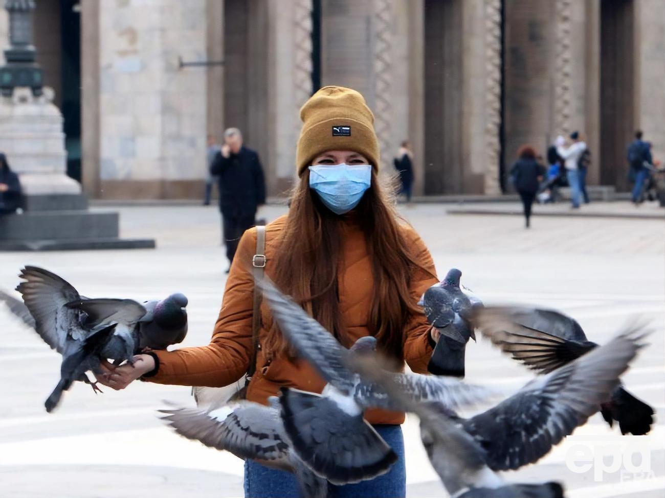 Вспышка коронавируса в мире продолжается два месяца