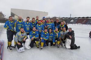 Збірна України з хокею з м'ячем показала найкращий результат в історії