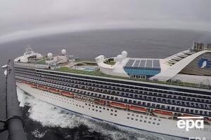 Grand Princess зупинили біля берегів Каліфорнії, оскільки в пасажирів, які зійшли раніше з корабля, виявили коронавірус