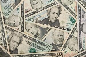 Доллары хранили в мешках в здании прокуратуры