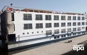 Судно следовало по Нилу