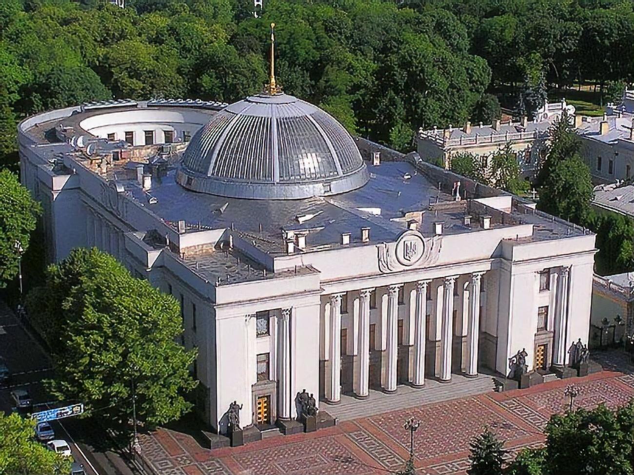 Женщин в Раде почти в четыре раза меньше, чем мужчин