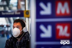 Кількість заражених перевищила 105 тисяч