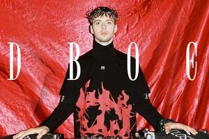 Растворяйтесь в любви и наслаждайтесь нашим mood-видео на YouTube