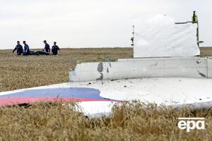 Унаслідок аварії Boeing 777, що летів з Амстердама в Куала-Лумпур рейсом MH17, загинуло 298 осіб