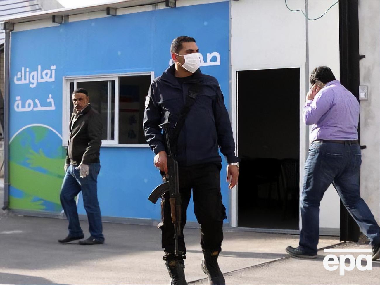 Число жертв коронавируса в мире превысило 3500 человек