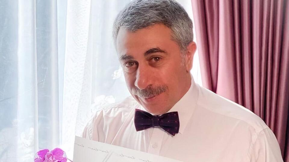Комаровський не рекомендує відрощувати вуса