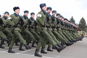 Підготовка до параду в Білорусі триває на тлі спалаху коронавірусної інфекції
