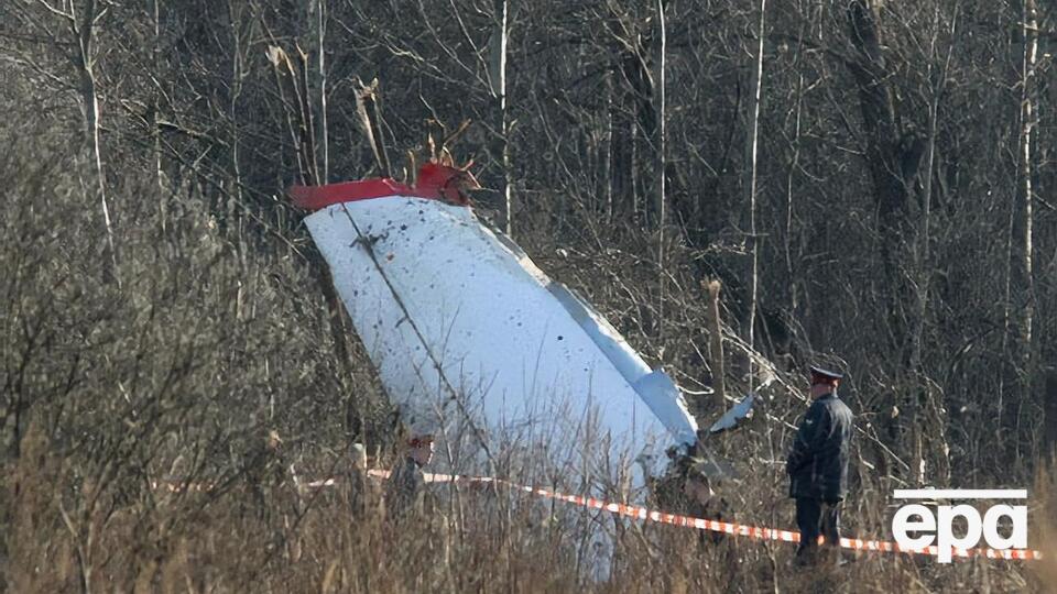 Сьогодні виповнилося 10 років із дня аварії польського урядового літака під Смоленськом. Фоторепортаж