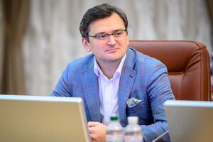 Кулеба напомнил, что украинцы, которые будут возвращаться домой, в обязательном порядке должны пройти обсервацию