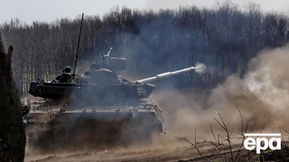 У відповідь на обстріли бойовиків українські військові відкрили вогонь по позиціях супротивника