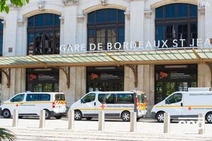 Франция идет на четвертом месте в мире по количеству умерших от COVID-19