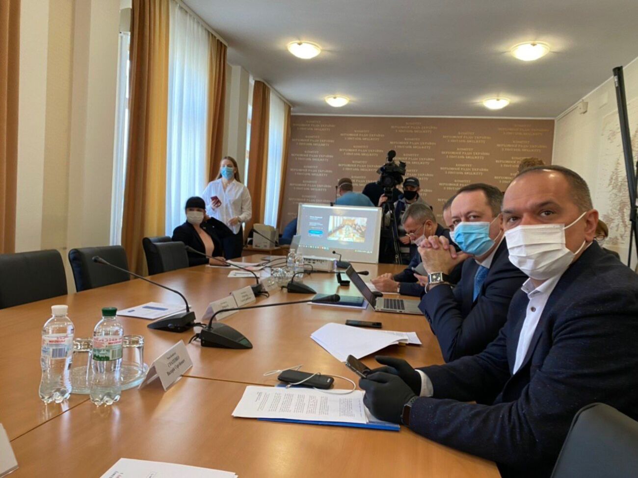 Бюджетный комитет собирался сегодня
