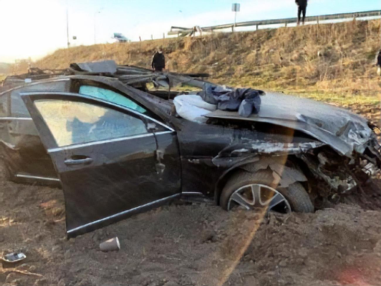 Автомобіль Докі злетів із дороги