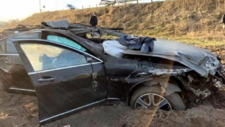 Автомобіль Докі злетів із дороги