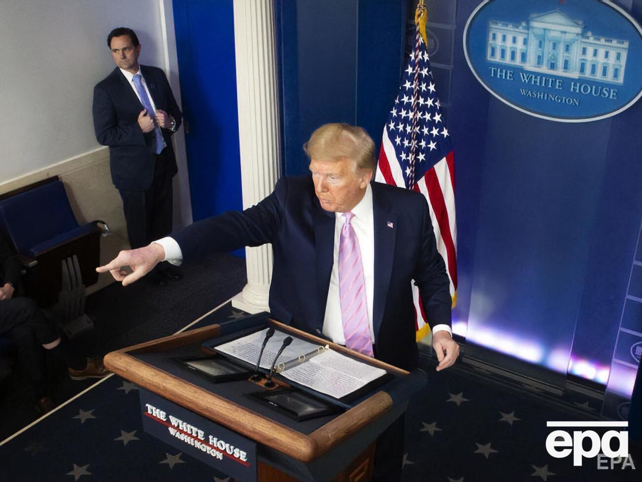 Трамп упевнений, що участь у щоденних брифінгах позитивно позначається на його рейтингу