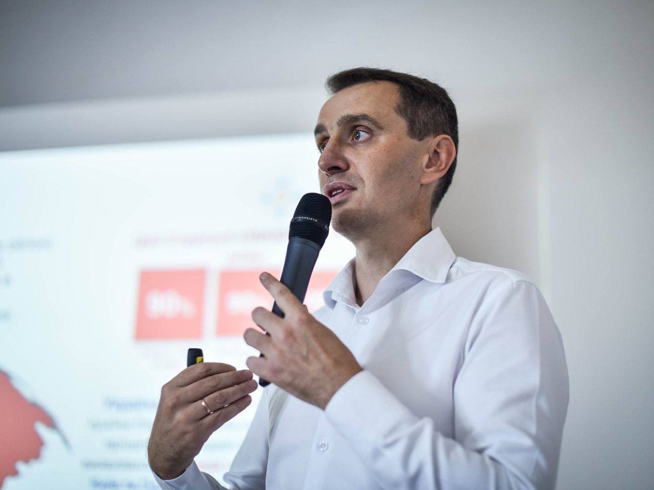 Ляшко: Надеюсь, вакцина от COVID-19 и препараты для его лечения все же будут найдены
