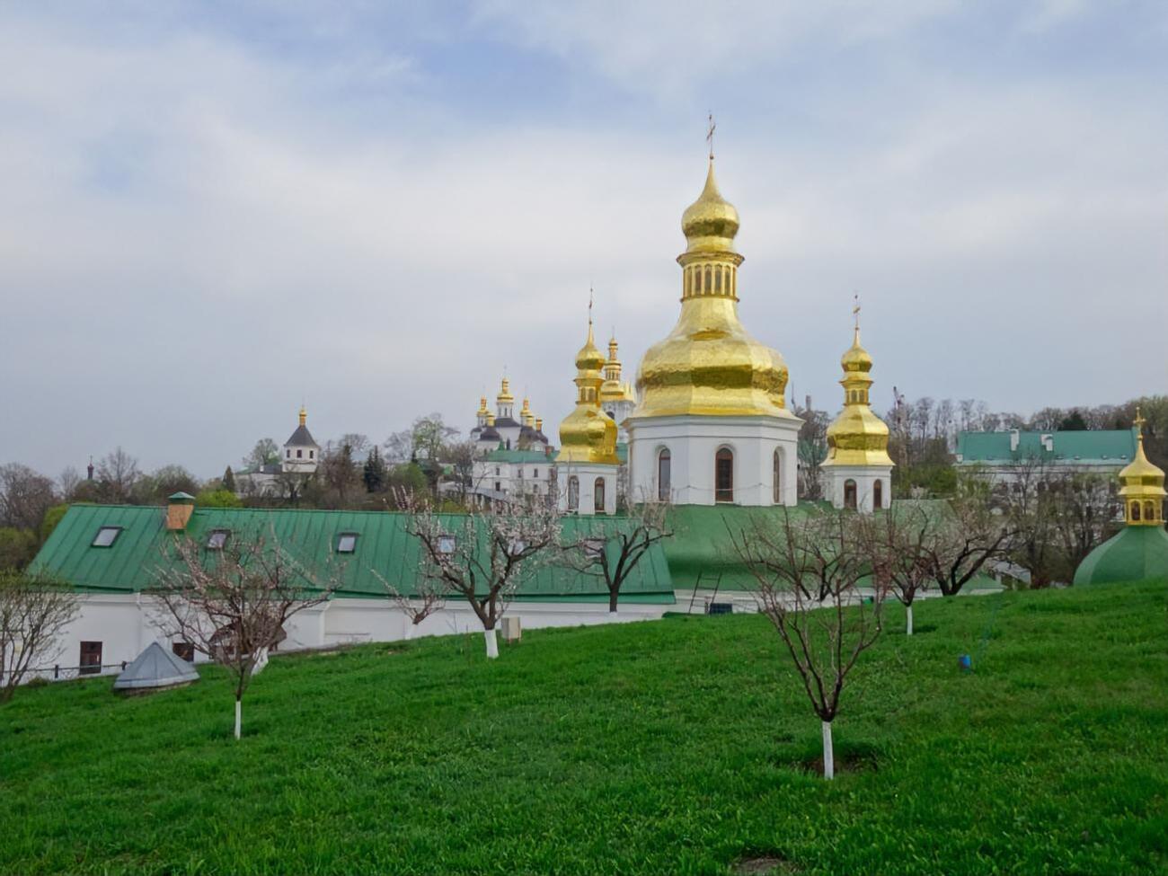 Коронавірус у Лаврі виявили щонайменше у 26 осіб
