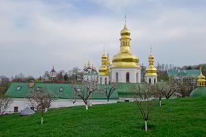 Коронавирус в Лавре обнаружили как минимум у 26 человек
