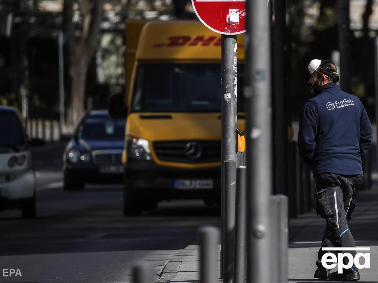 Немецкий профессор считает, что носить маски на улице малоэффективно