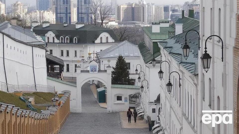 Лавру закривають на карантин