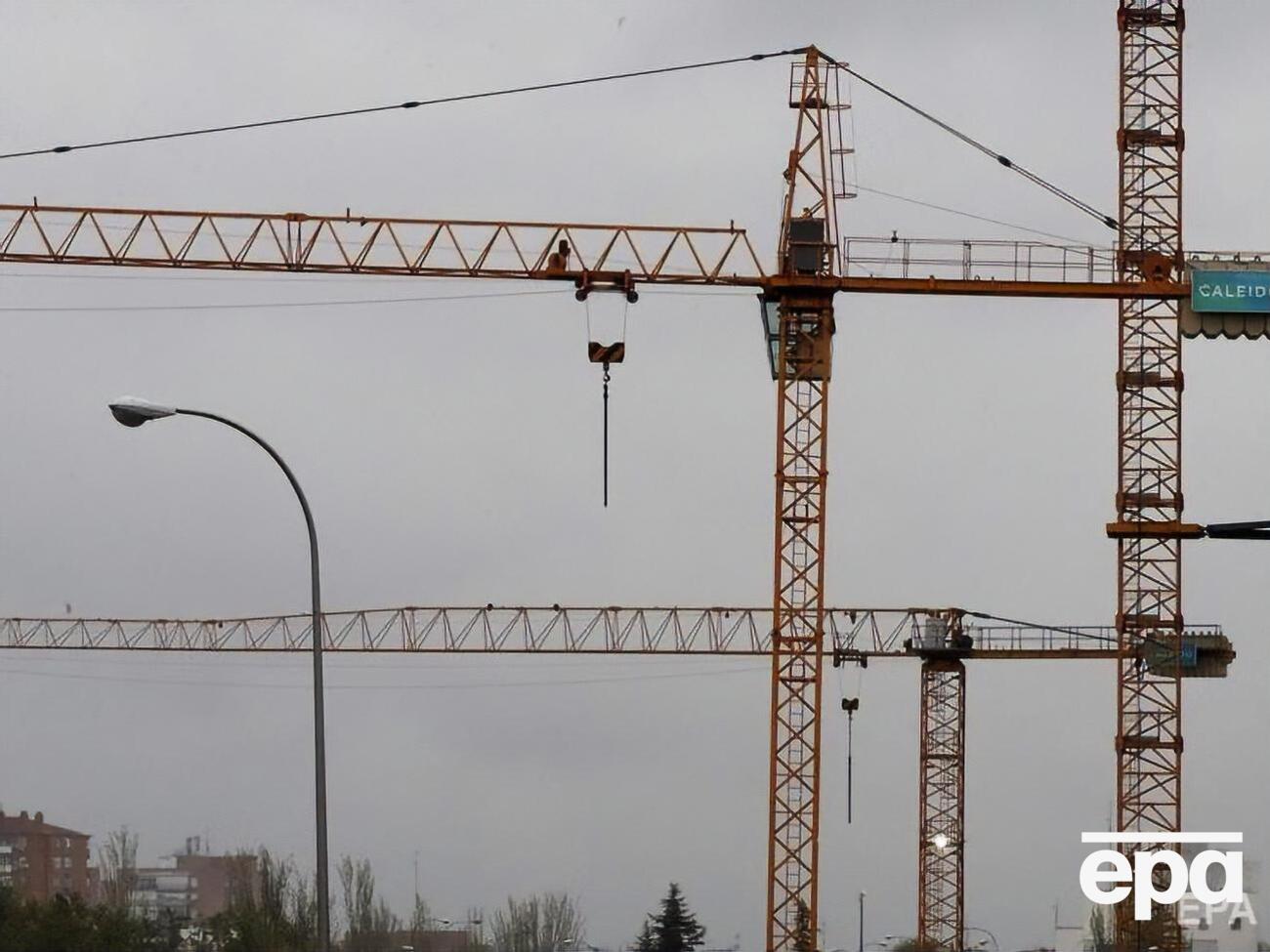 В Іспанії дозволили розморозити будівництва