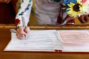 В окупованому Криму не реєструють шлюбів через епідемію коронавірусу
