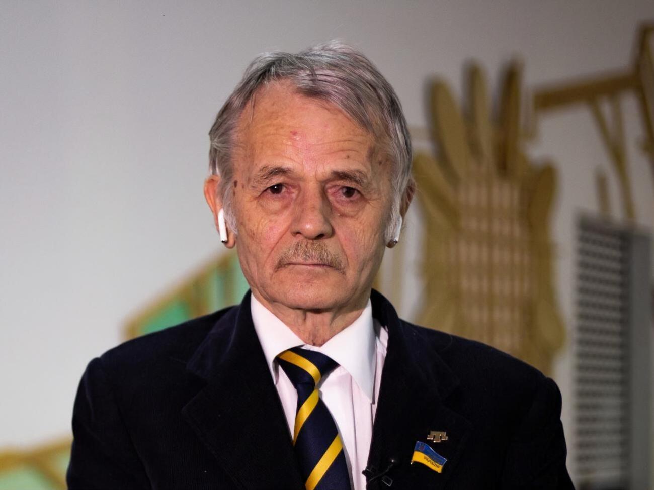 Джемилева обвинили в попытке незаконно въехать в Крым