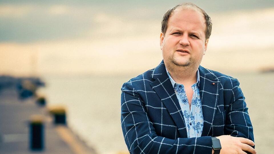 Бронюк во время карантина просыпается в 10 утра
