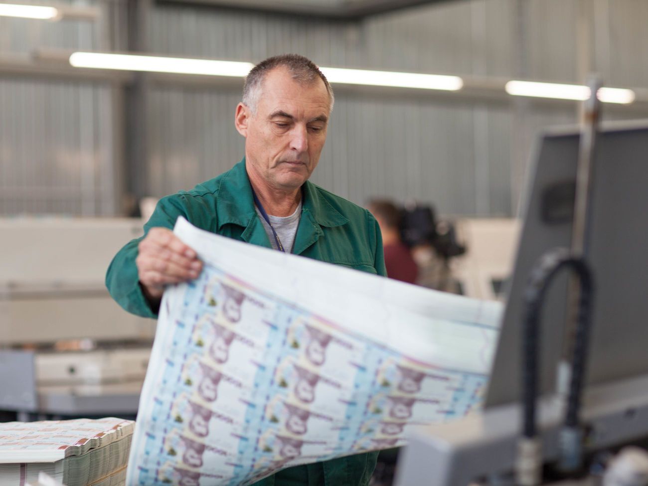 Сологуб виступив проти емісії